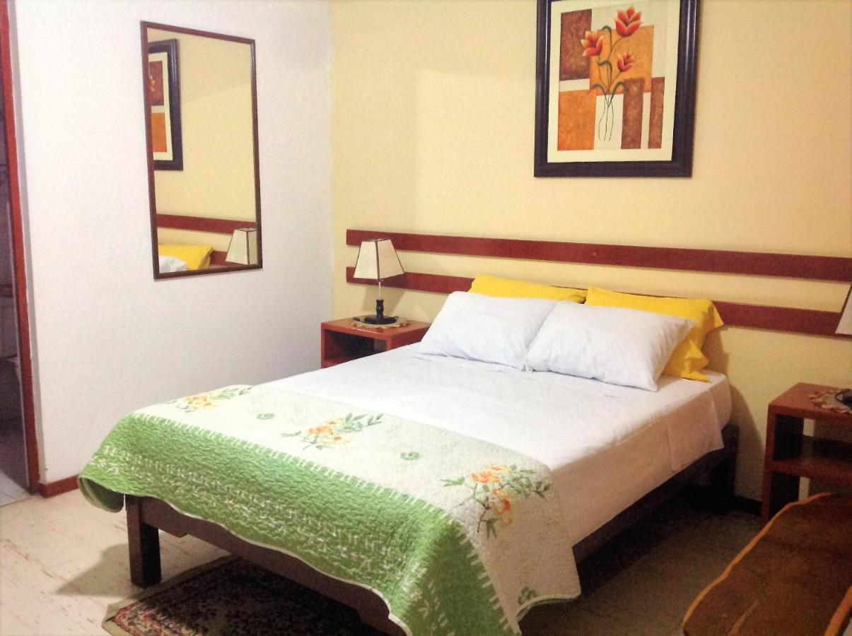 Anccalla Inn Guesthouse Nazca Ngoại thất bức ảnh