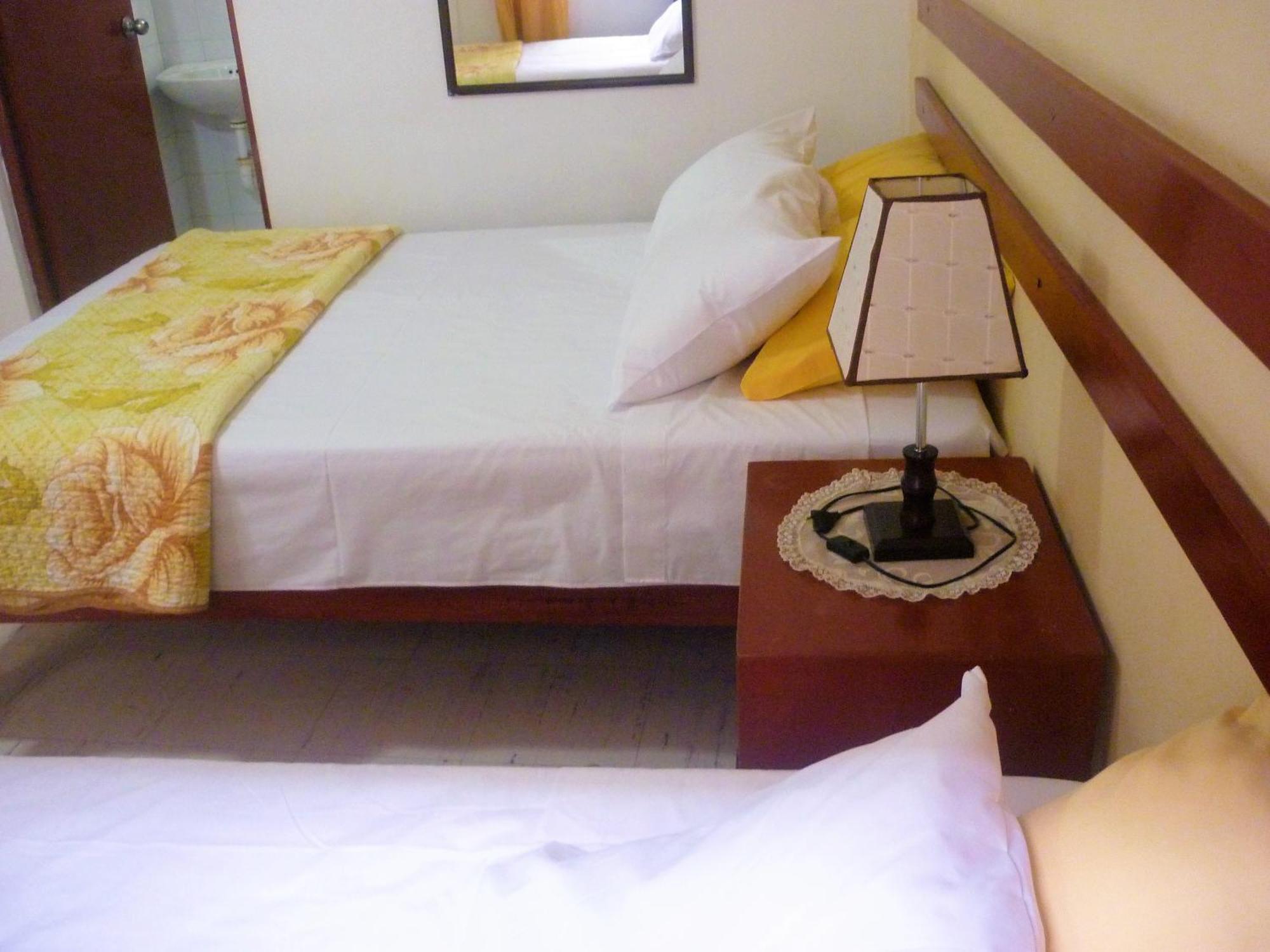 Anccalla Inn Guesthouse Nazca Ngoại thất bức ảnh