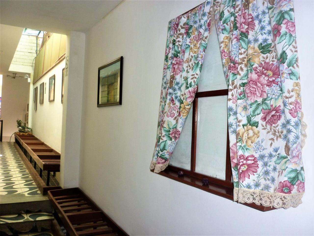 Anccalla Inn Guesthouse Nazca Ngoại thất bức ảnh